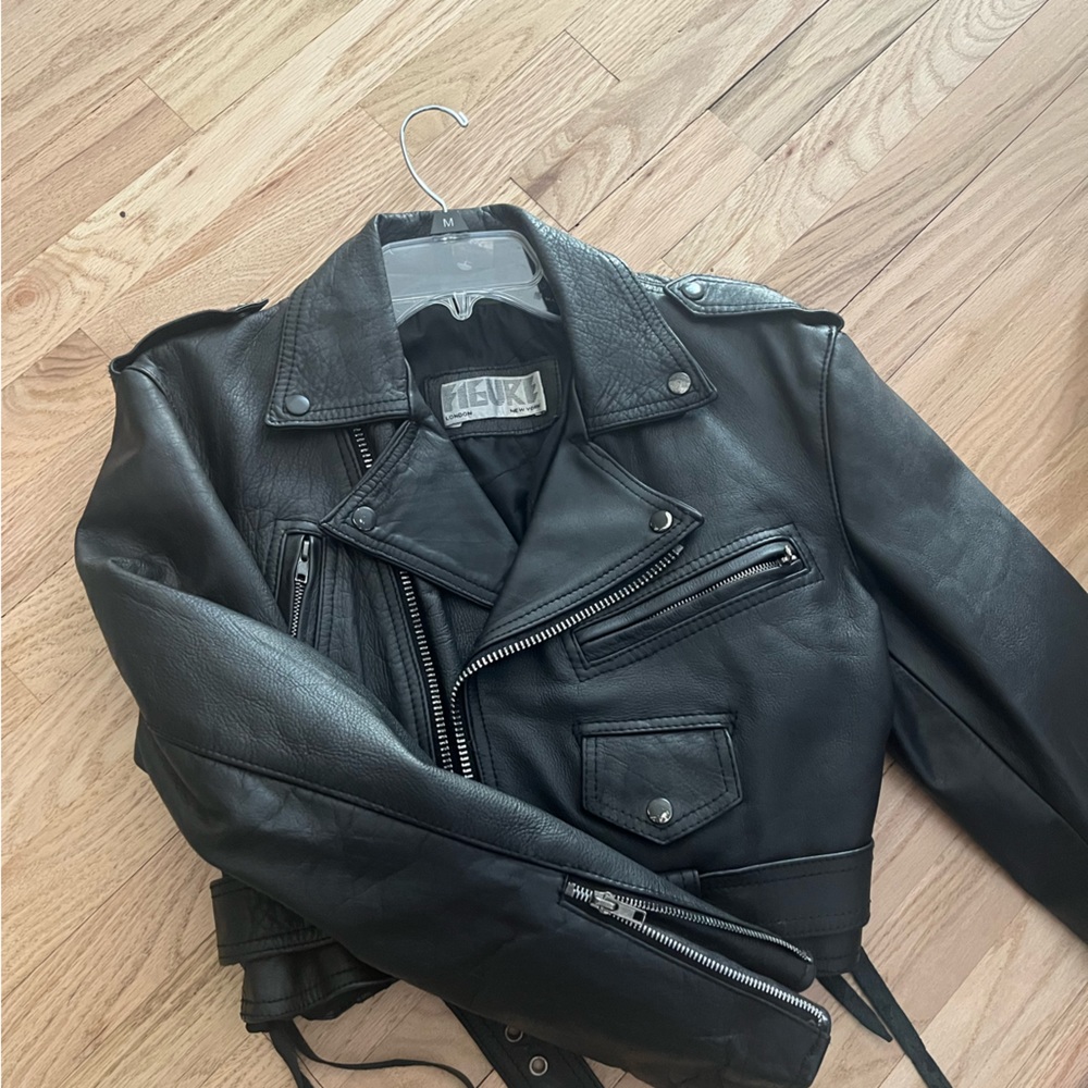 Cropped moto jacket.